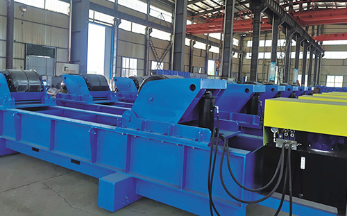 2000t行走組對(duì)+環(huán)焊滾輪架